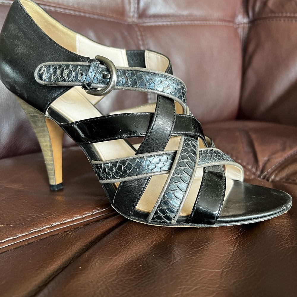 Coach Women’s High Heel Strappy Buckle Shoes Size 8